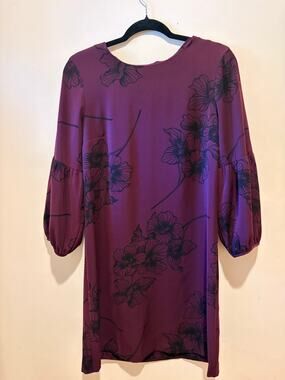 Ann Taylor purple and black puff sleeve business casual floral dress size 6